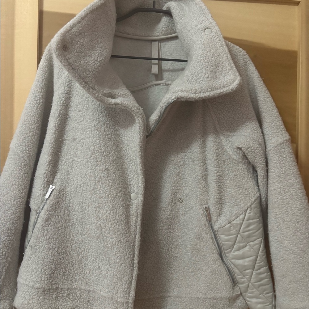 Lululemon cardigan sz M